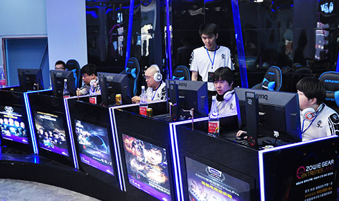 胜利彻底扭 胜利彻底扭