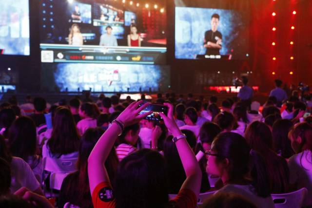 再度绽放光 再度绽放光